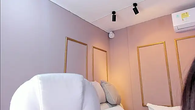 NahimiThompson Live XXX-chat