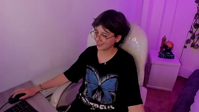 Nathaly_ds' Live XXX Chat