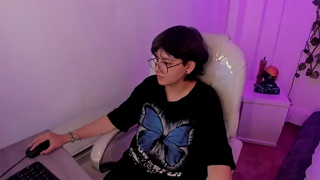 Nathaly_ds' Live XXX Chat