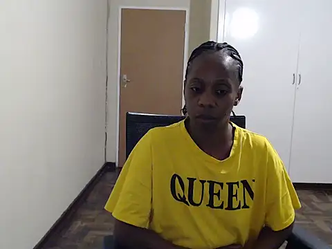 Chat XXX en directo de QUEENMANDYY