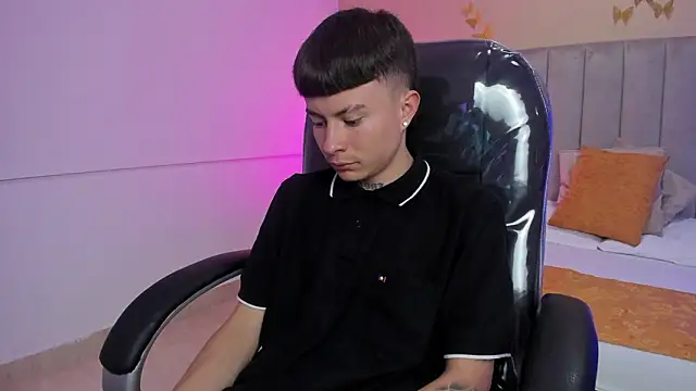 Nascary_Fox 现场XXX聊天