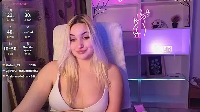 adrelaxina's Live XXX Chat