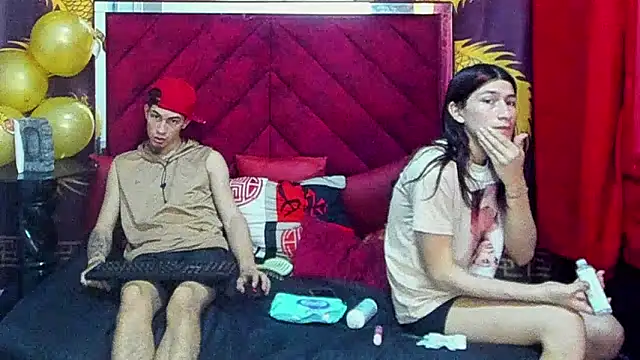 Show modela Pride_couple na web-kameri