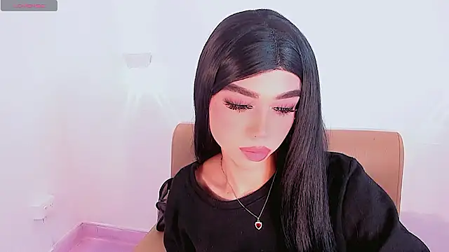 Miss-Saraii webcam show