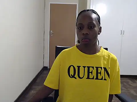 QUEENMANDYY 即時 XXX 聊天