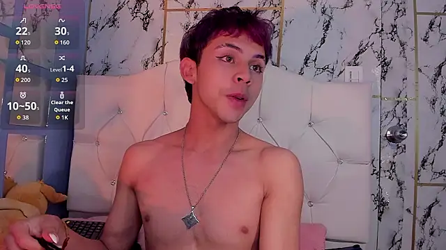 Prince_Apolo live XXX chat