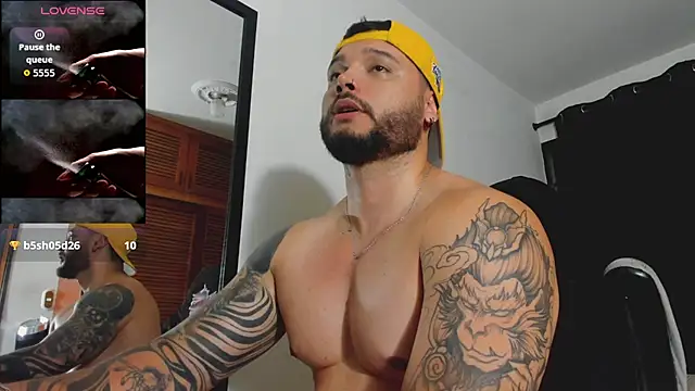 johatsu777's Live XXX Chat