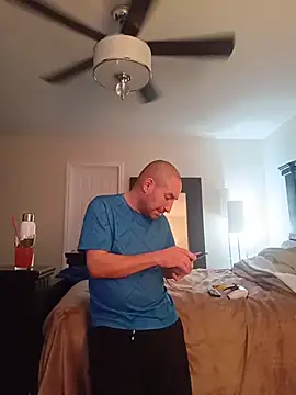 Chat XXX en directo de CumDumpPig83