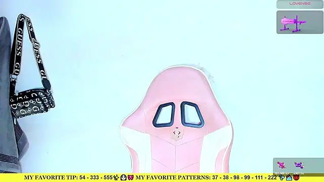 AriannaLewiis Pertunjukan Webcam