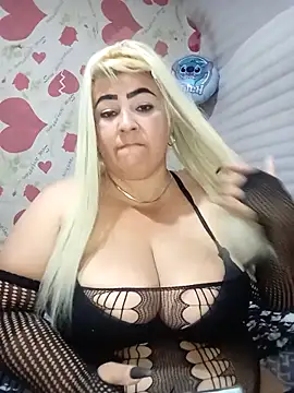 BonniAdams: онлайн-секс-чат