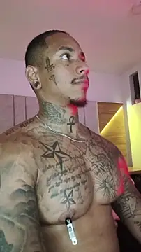 David_tatto1: онлайн-секс-чат