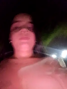 Julieth_hot-69 Show in webcam