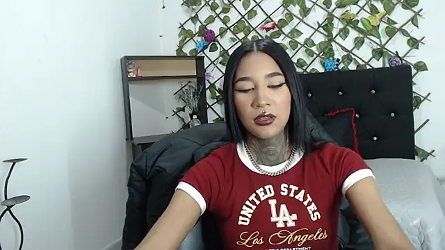 lyam_ebony_ 라이브 XXX 채팅