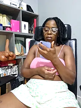 Shaniko89: онлайн-секс-чат