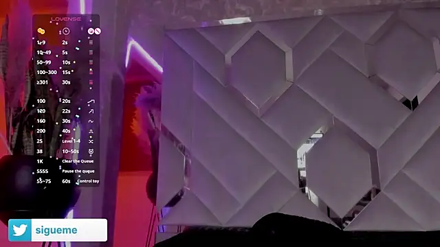 Sara_Foxx1's Live XXX Chat