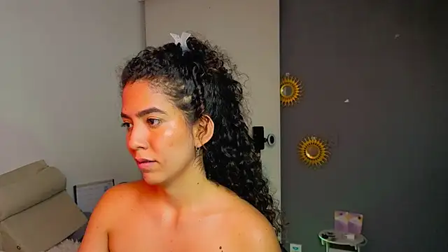 Maithe_Perroni Chat XXX in diretta