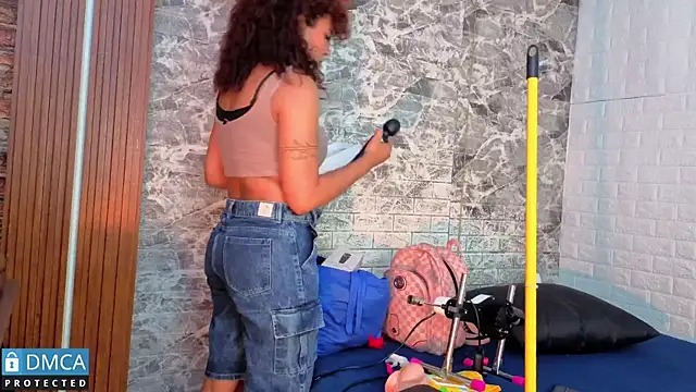 CarolRodriguez_'s Live XXX Chat