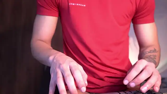 Josep_DaviesのライブXXXチャット