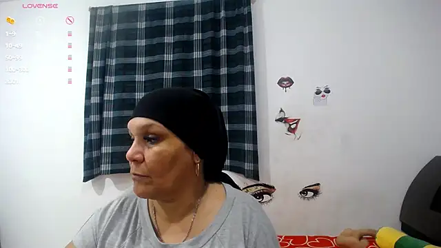 دردشة Uzziah_Sabag الجنسية المباشرة