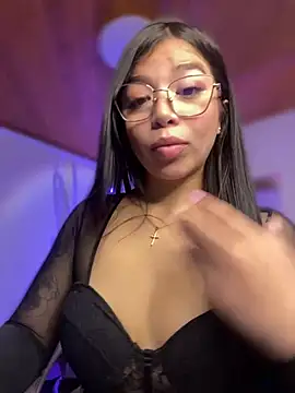 Maddy_Piink's Live XXX Chat