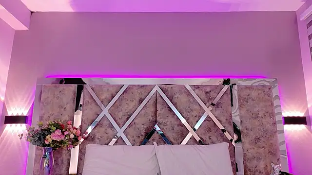 MeganR_'s Live XXX Chat