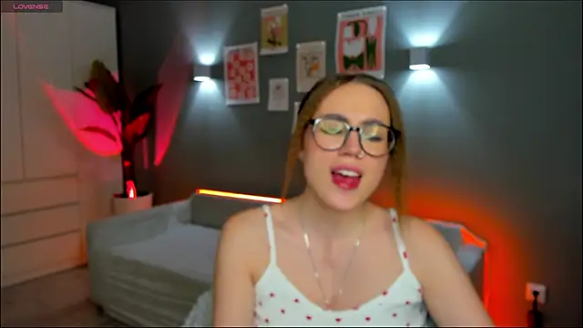 Aurelia_Voss live XXX chat