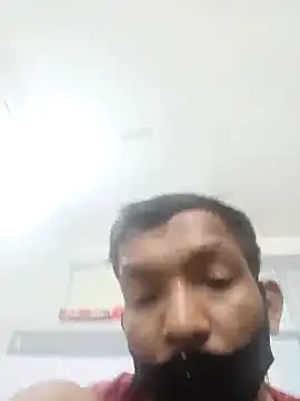 Crossdres Chat XXX in diretta