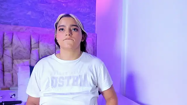 katy_giil_'s Live XXX Chat