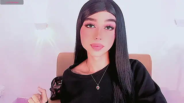 Miss-Saraii's Webcam Show