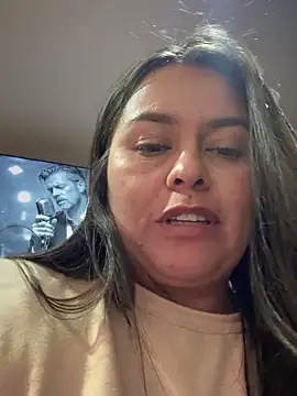 Živý XXX chat Ixchel_Anaid