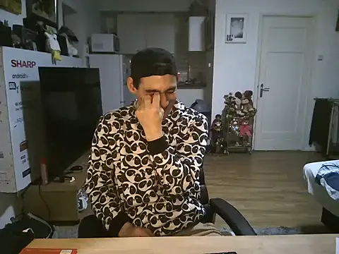 mihaimichael's Live XXX Chat