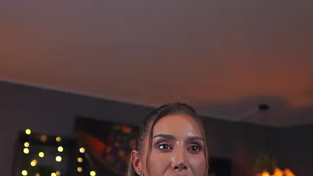 Evelyn_Evyyy: онлайн-секс-чат