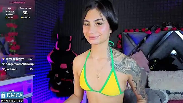 SolBeaumont1's Live XXX Chat