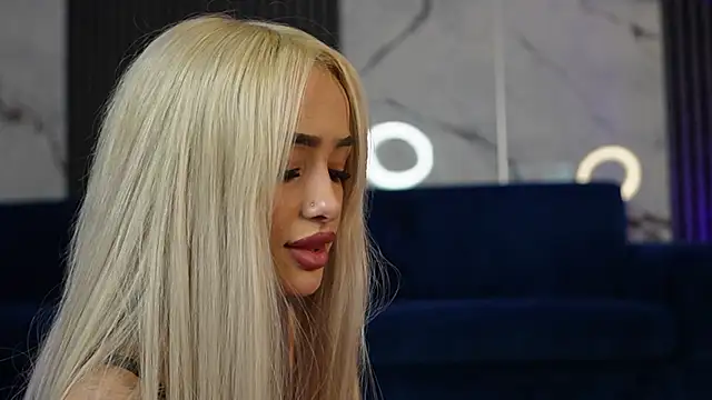 blondie_muller's Live XXX Chat