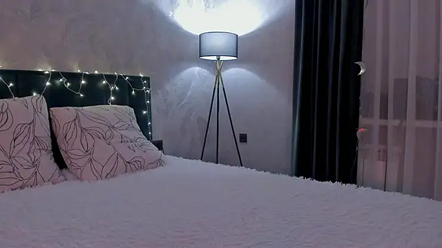 sweete_chantal: онлайн-секс-чат