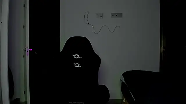 find0m_master 现场XXX聊天