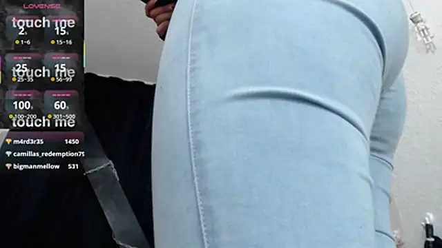 alissia_kent élő XXX-chatje