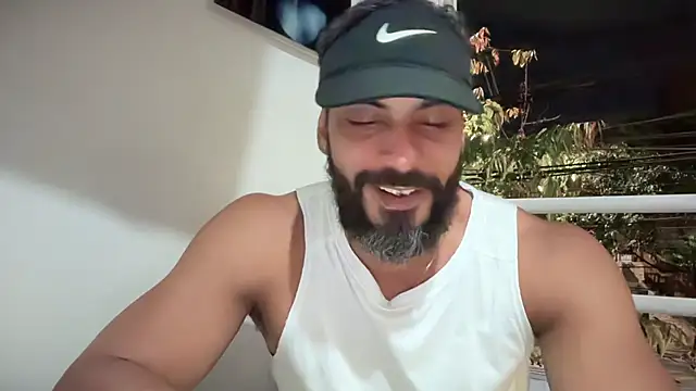 romeolovedark Chat XXX in diretta