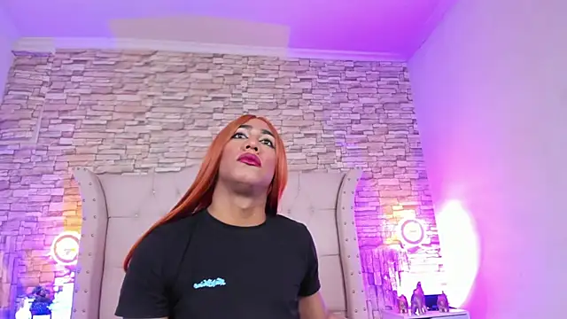 Lucia-sex: онлайн-секс-чат