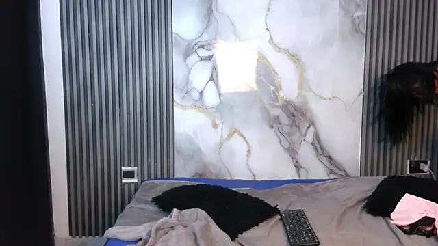 TifanyandLisa Chat XXX in diretta