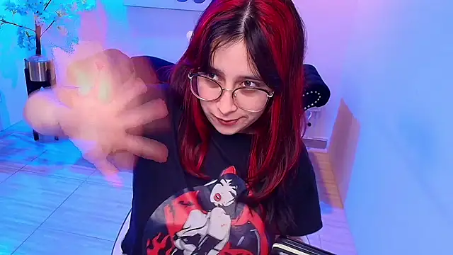 Tarly_matches' Live XXX Chat