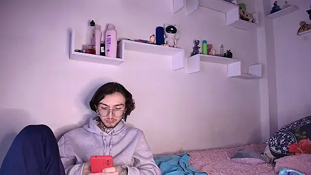 annyharriis' Live XXX Chat