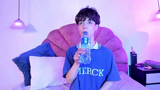 Brenda_Tina Chat XXX in diretta