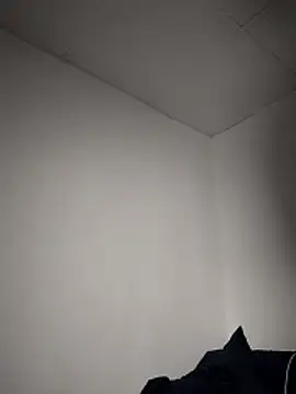 laia_williamss' Live XXX Chat