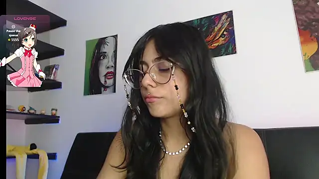 Laramucci's Live XXX Chat