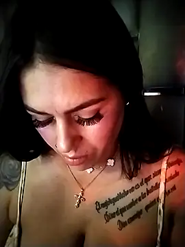 chelaqueen_: онлайн-секс-чат