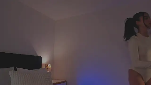 Lovinggirl_: онлайн-секс-чат