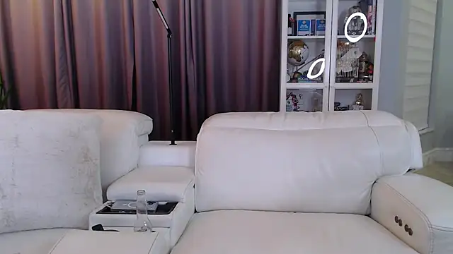 theofficialsophiasanchez live XXX chat