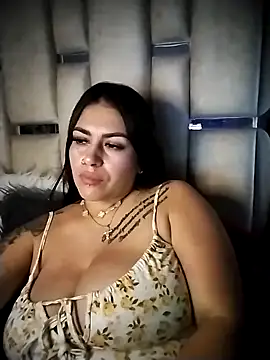 chelaqueen_'s Live XXX Chat