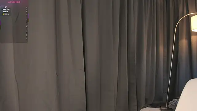 Miacorner_のライブXXXチャット